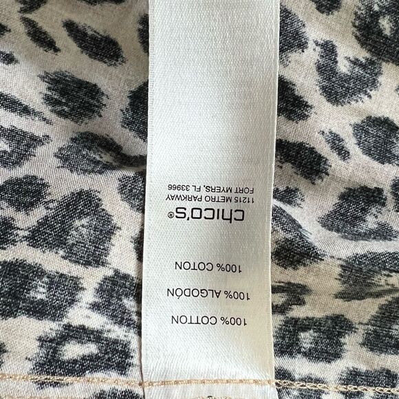 Chicos animal print caftan length blouse in size 3. NWT - Picture 8 of 9
